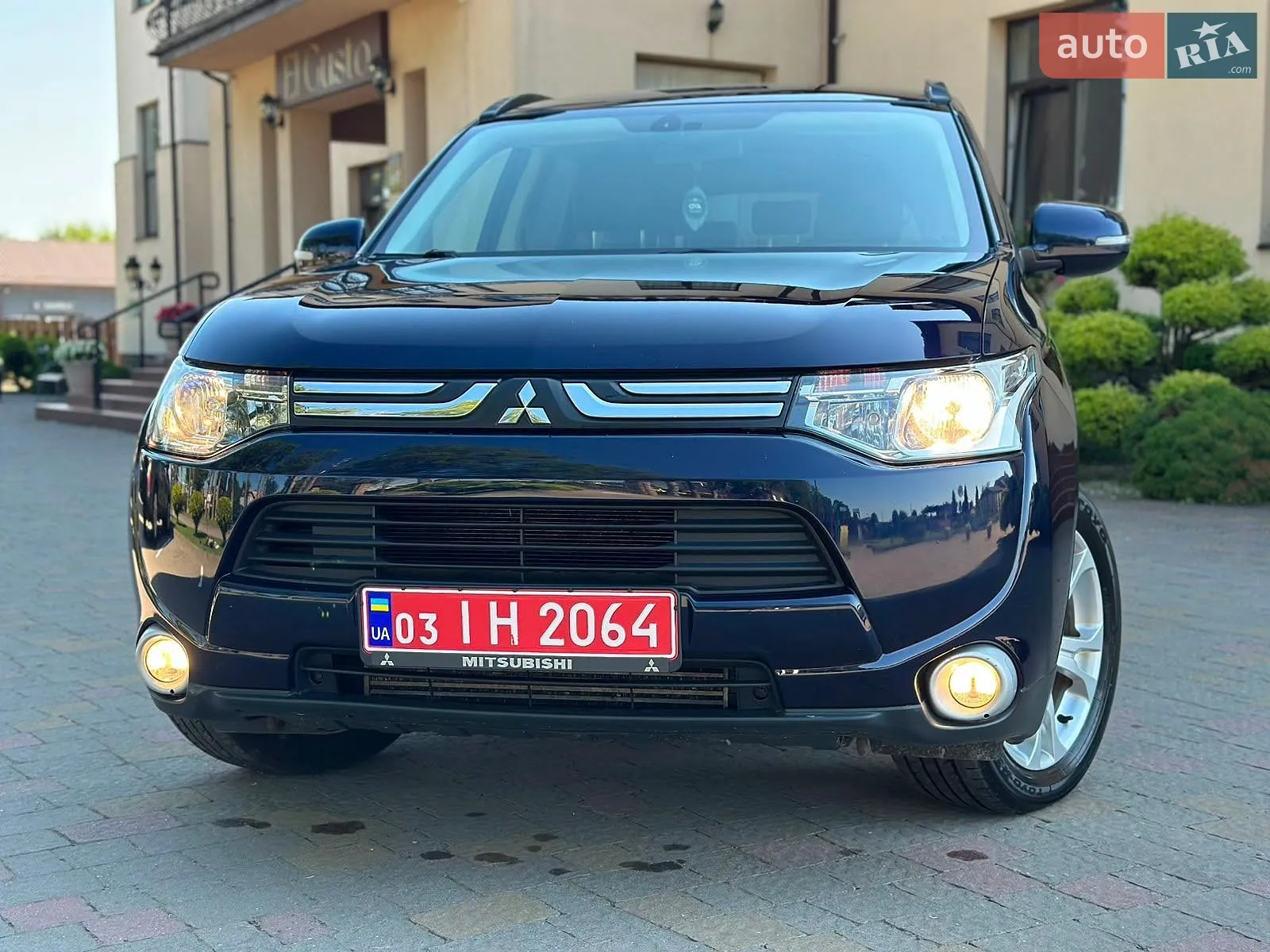Mitsubishi Outlander, 2014