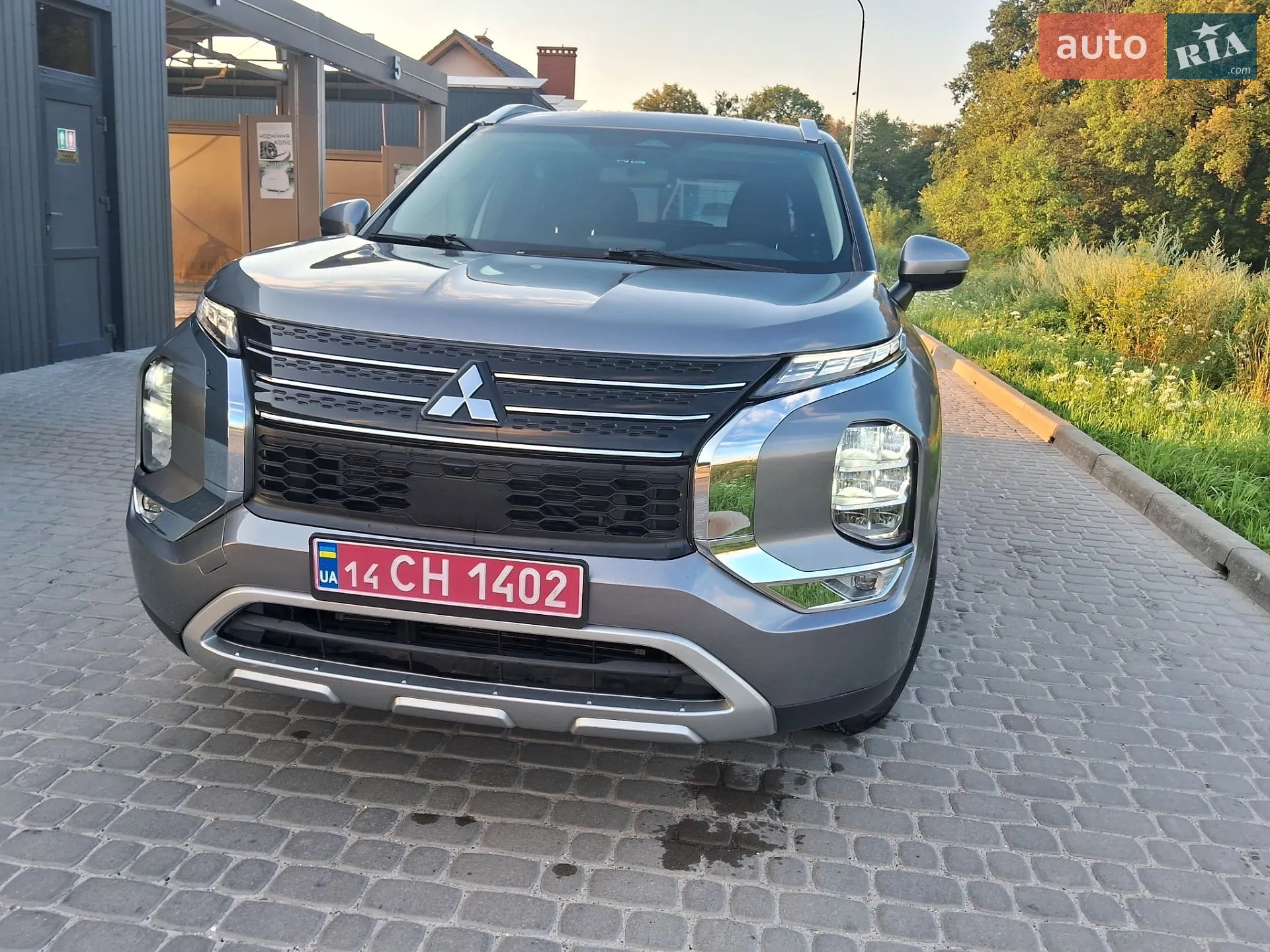 Mitsubishi Outlander, 2022