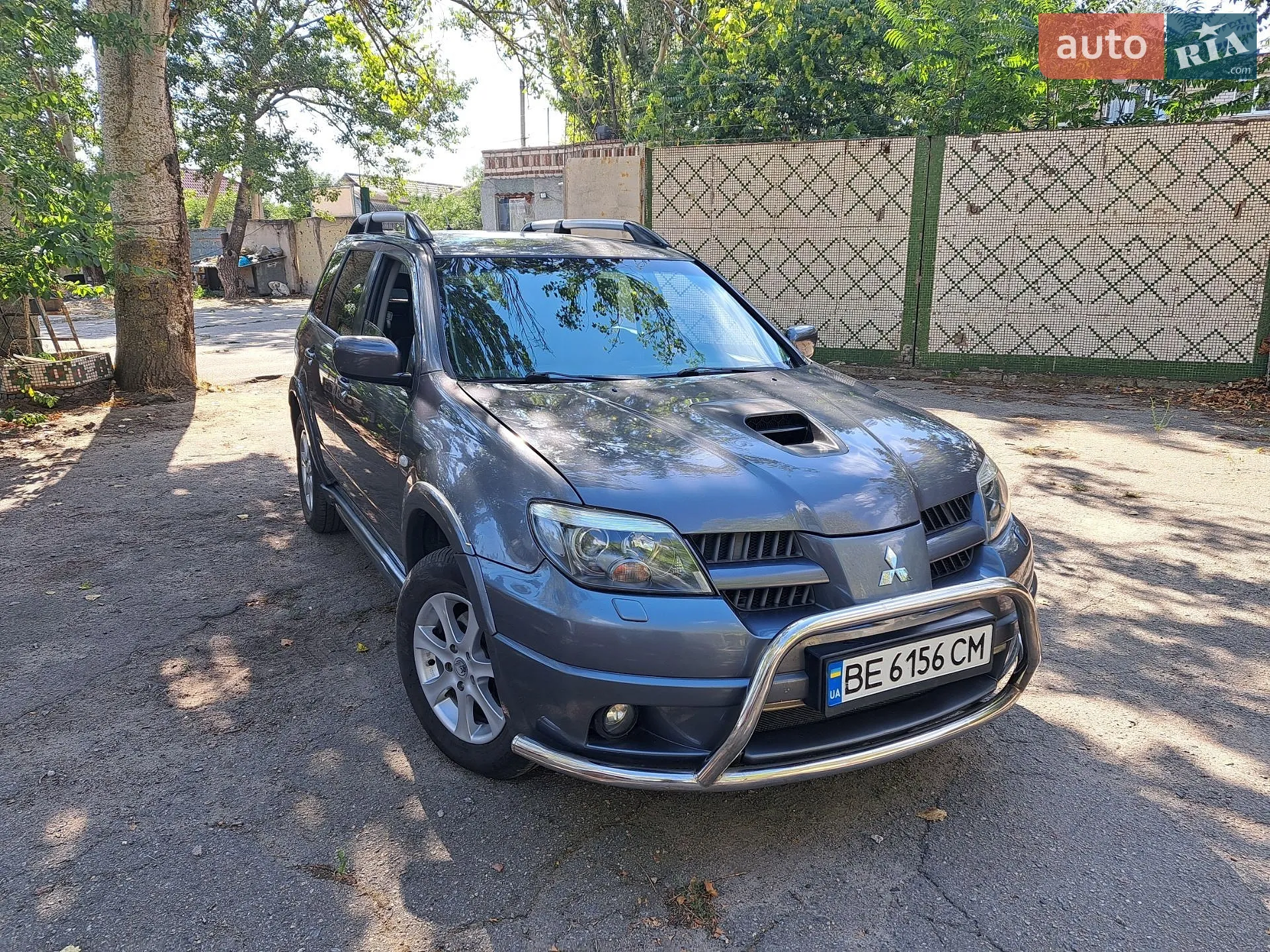 Mitsubishi Outlander, 2004