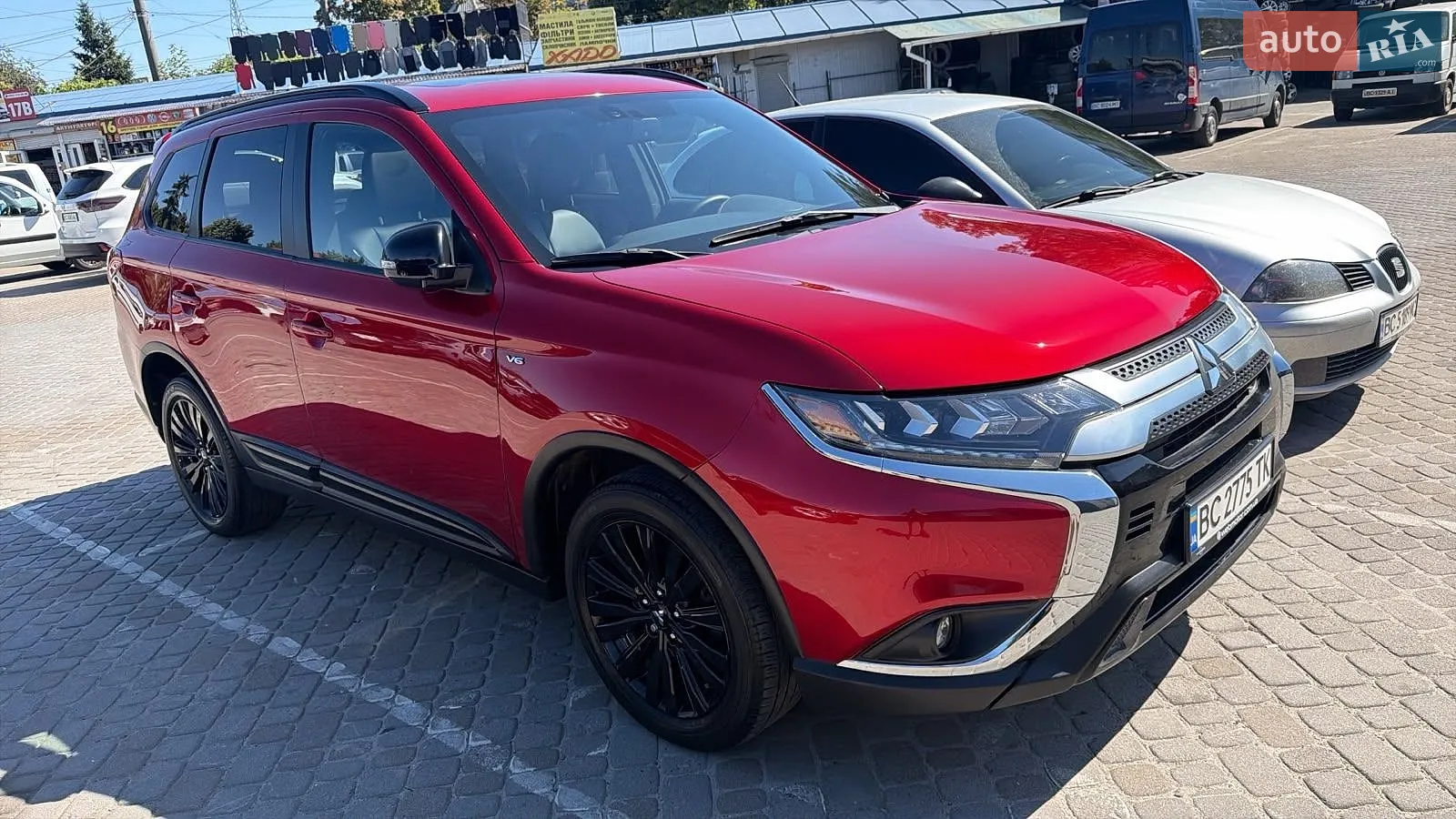 Mitsubishi Outlander, 2020