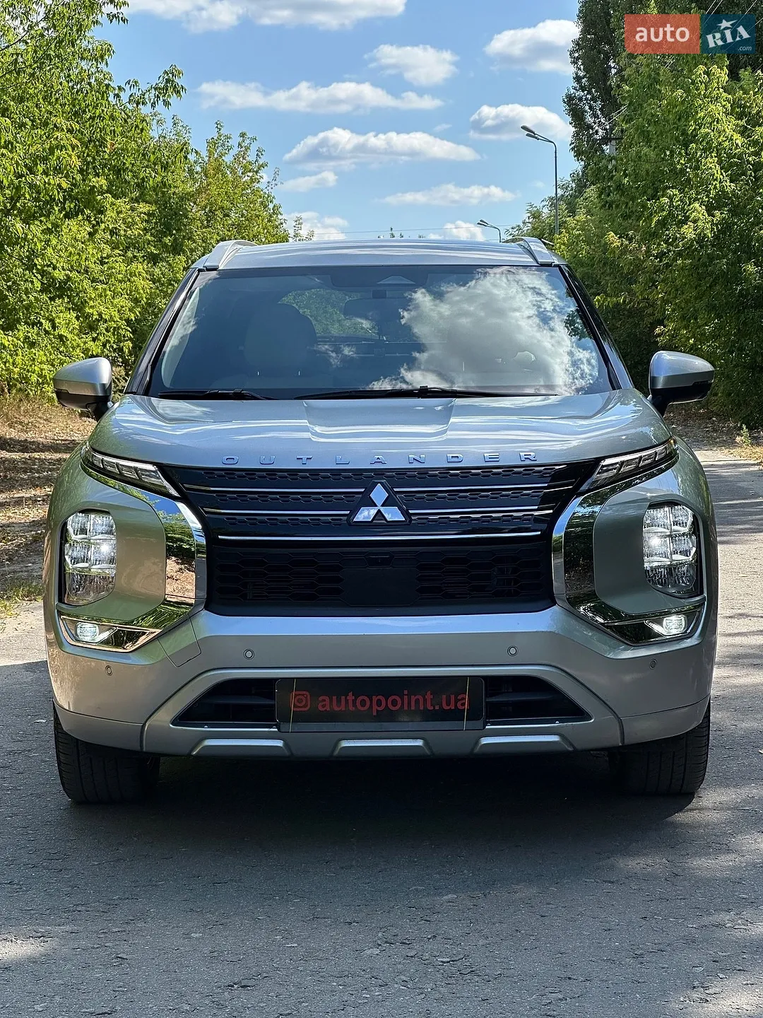 Mitsubishi Outlander, 2024