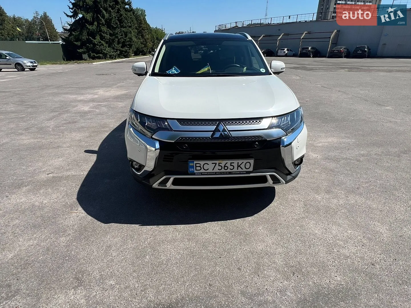 Mitsubishi Outlander, 2021