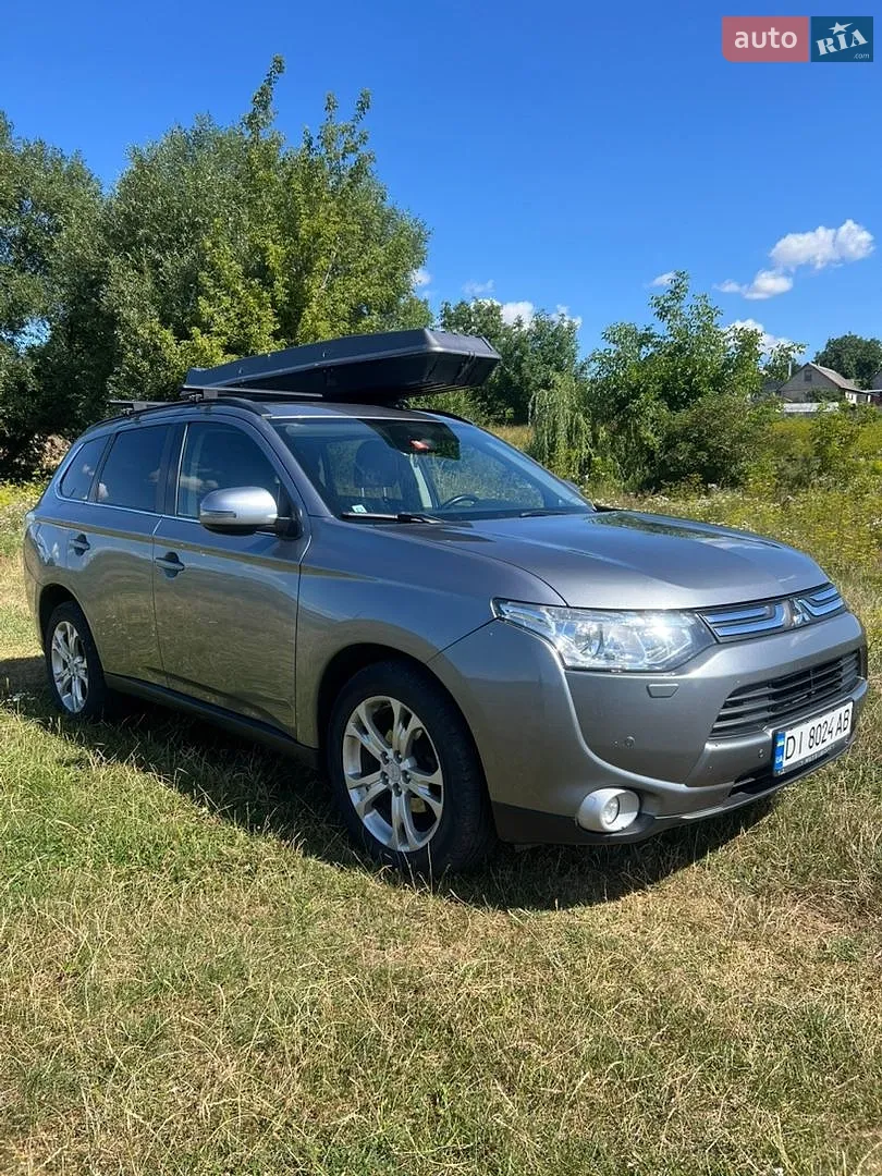 Mitsubishi Outlander, 2013