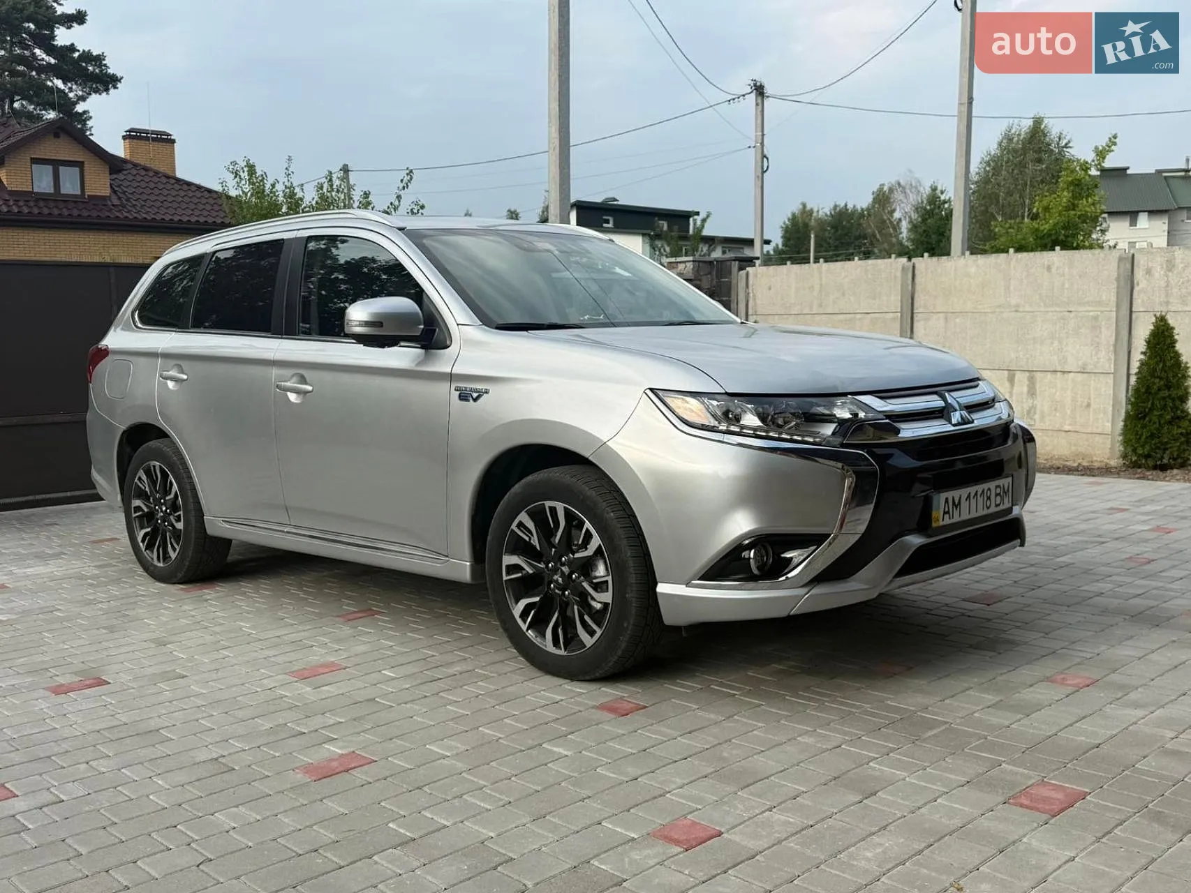 Mitsubishi Outlander, 2017