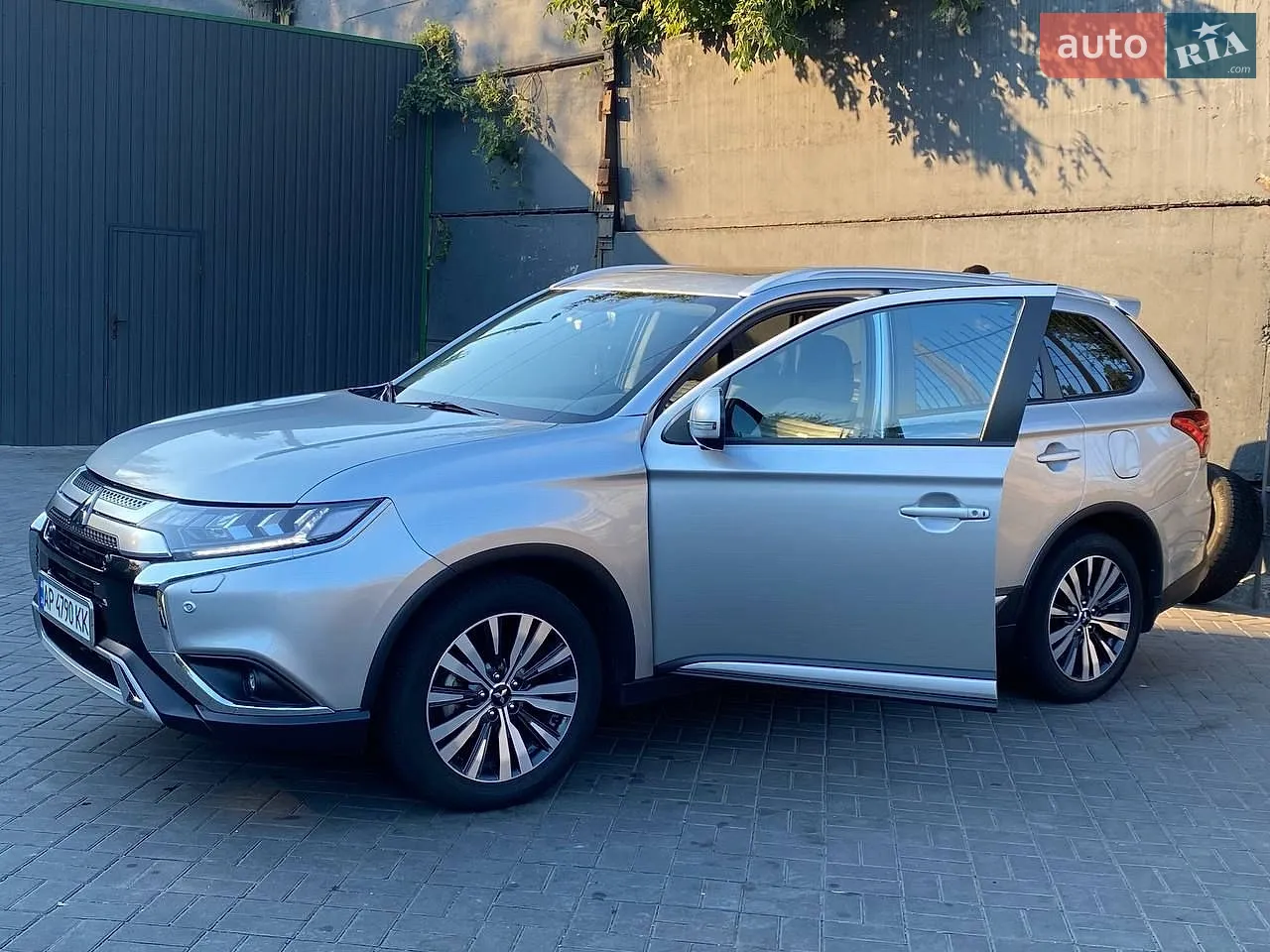 Mitsubishi Outlander, 2019