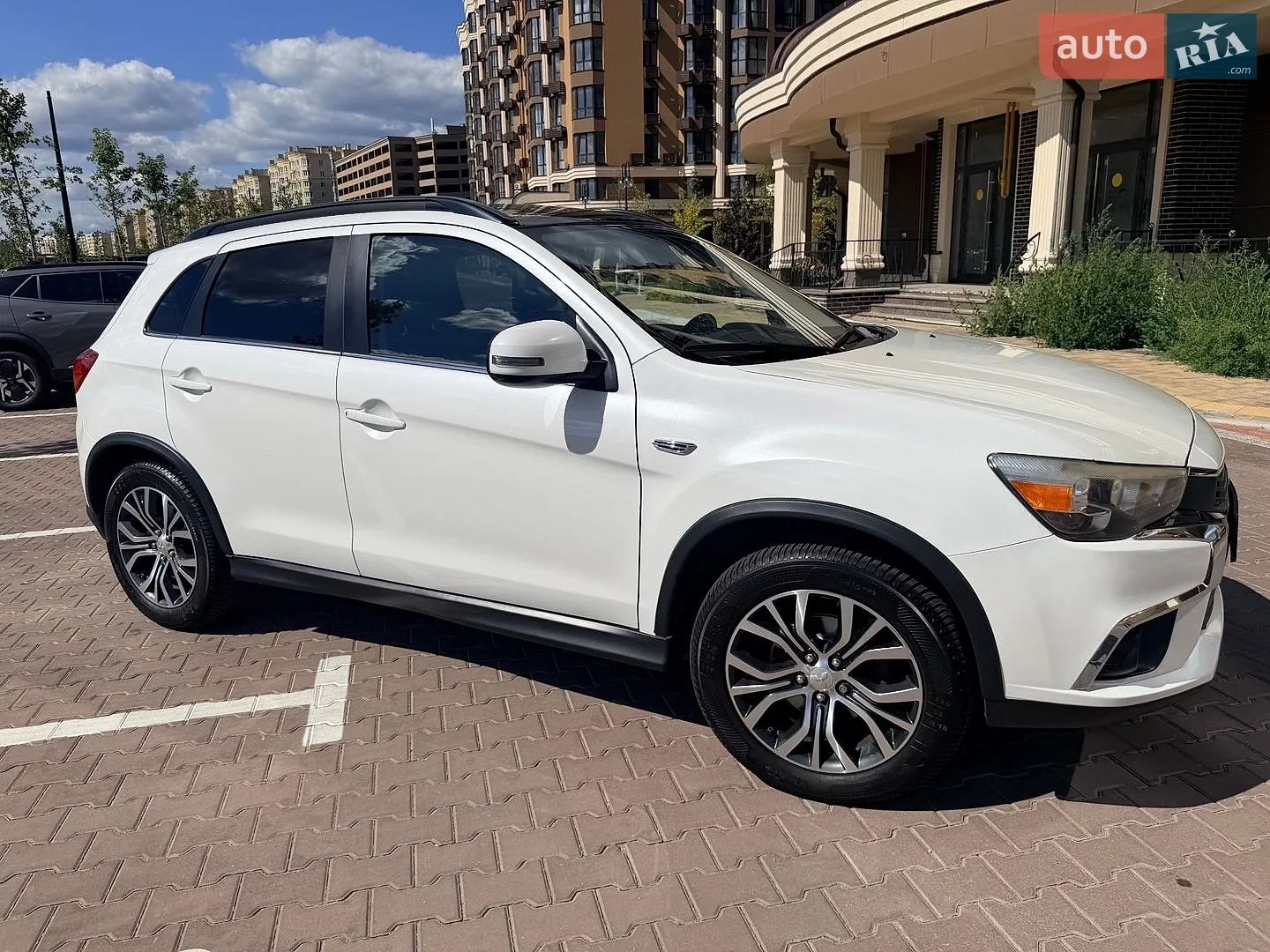 Mitsubishi Outlander, 2016