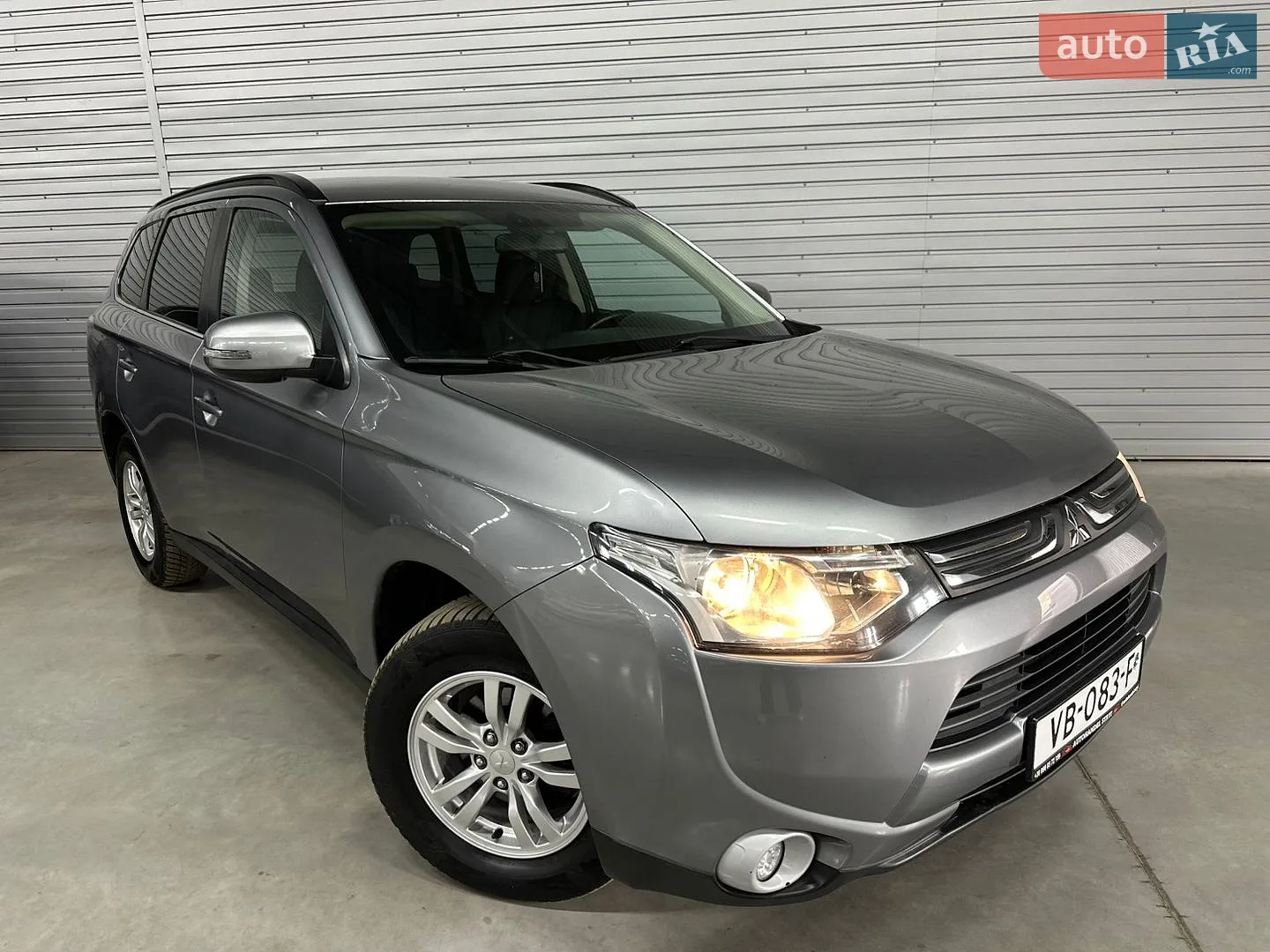 Mitsubishi Outlander, 2012