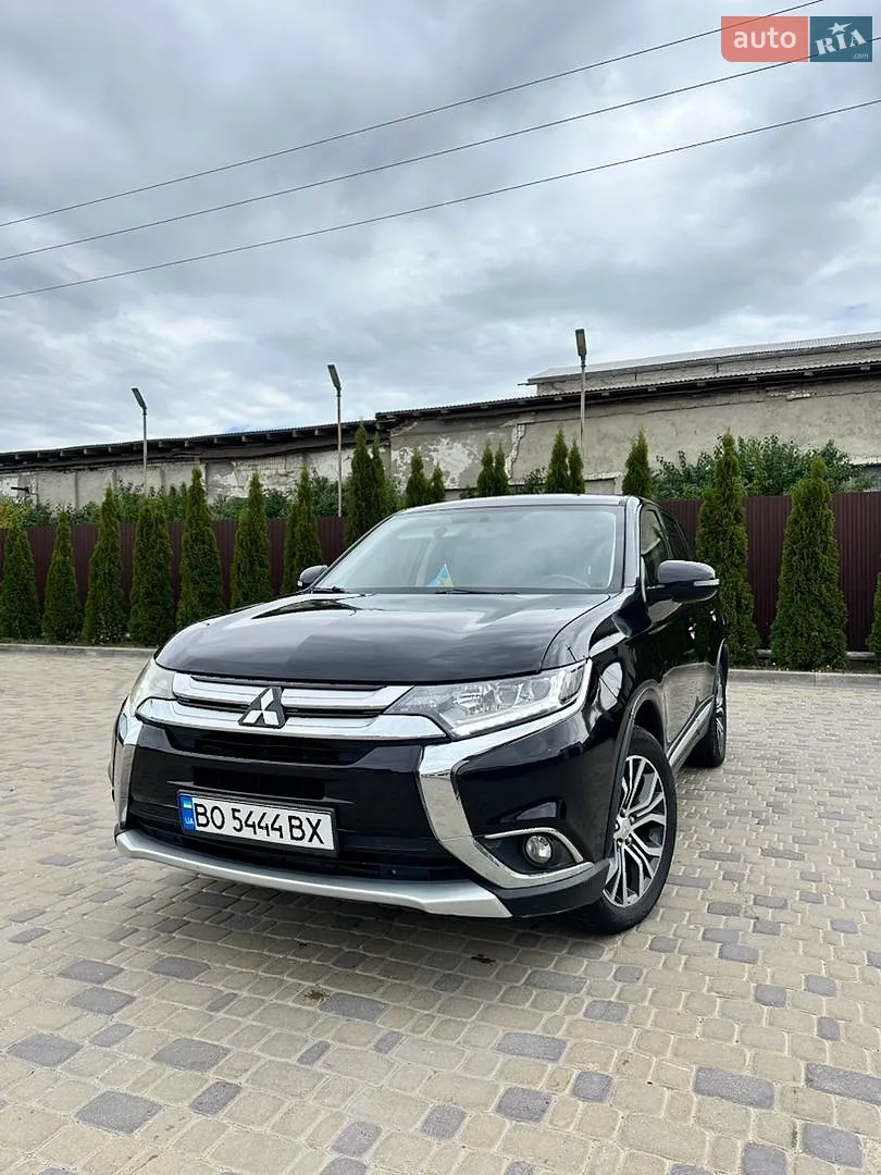 Mitsubishi Outlander, 2016