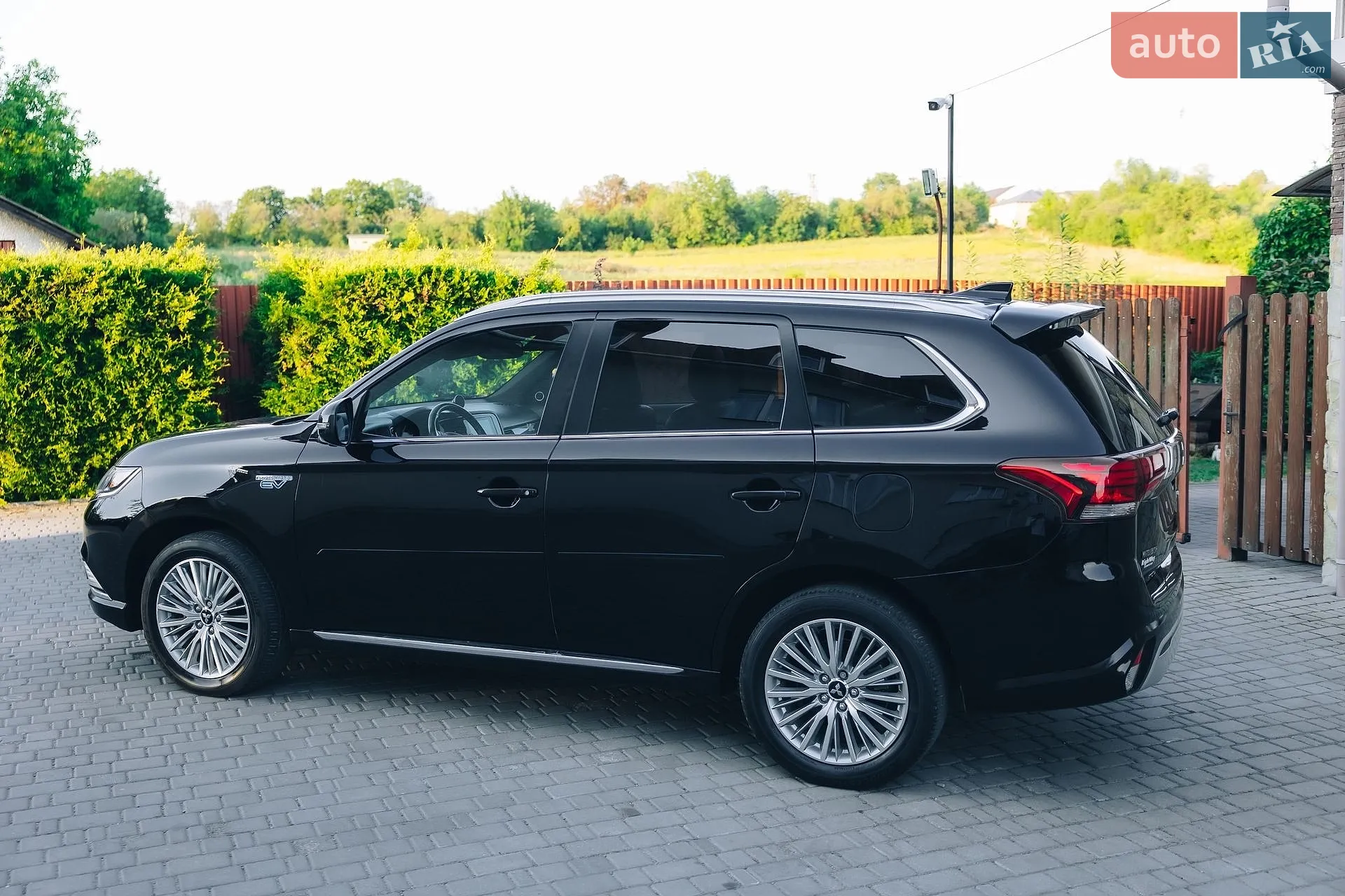 Mitsubishi Outlander, 2019