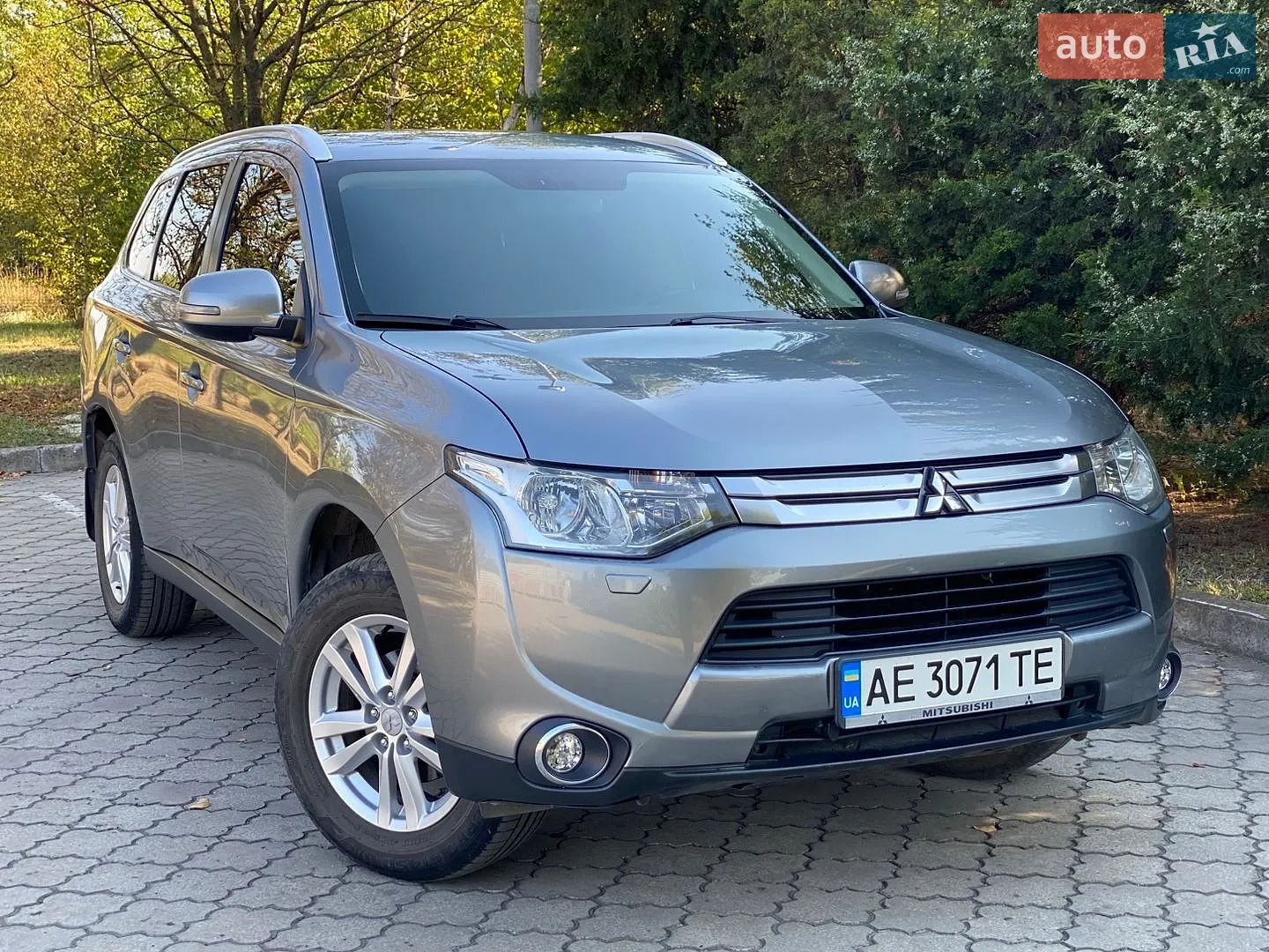 Mitsubishi Outlander, 2014