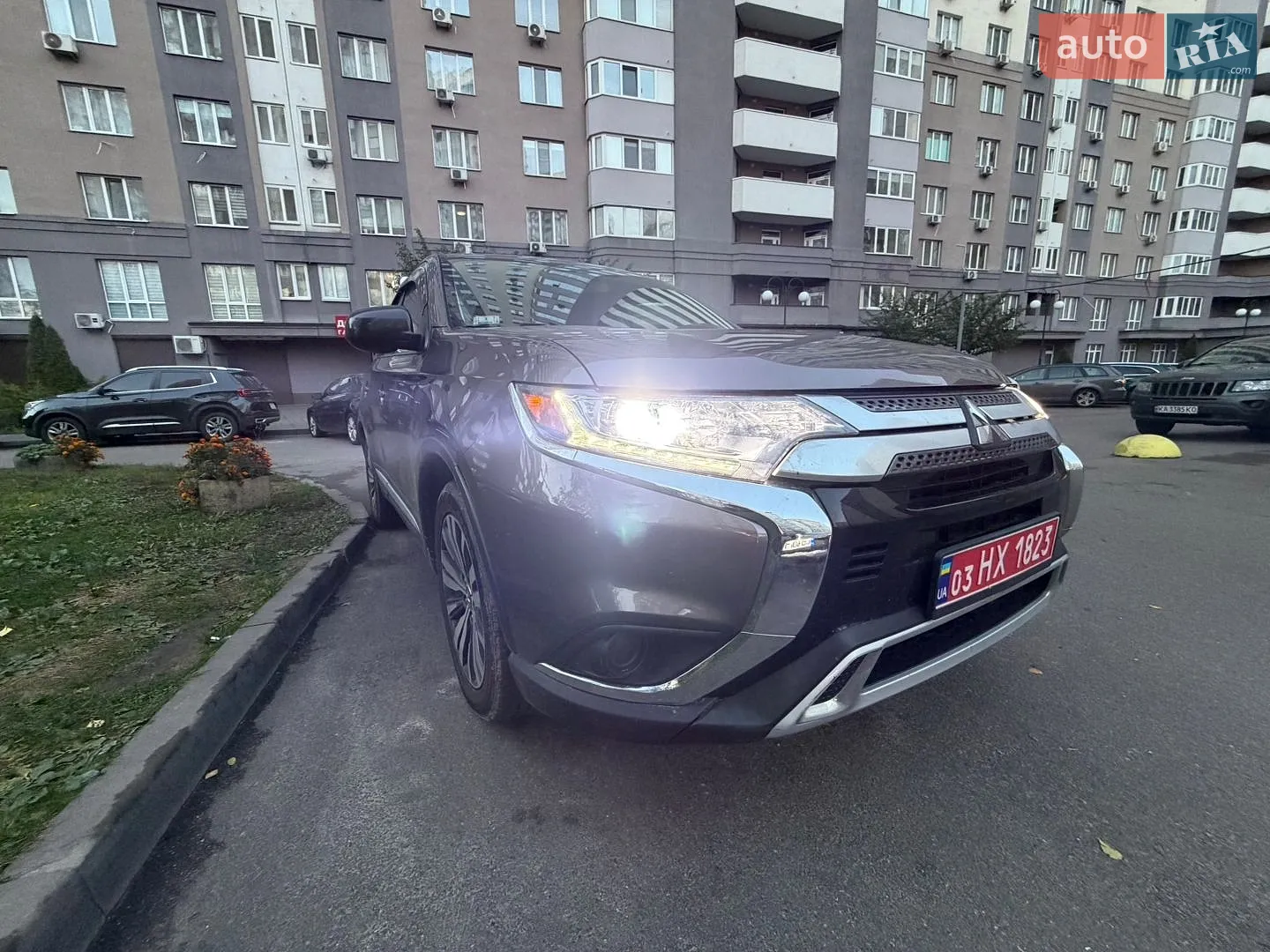 Mitsubishi Outlander, 2019