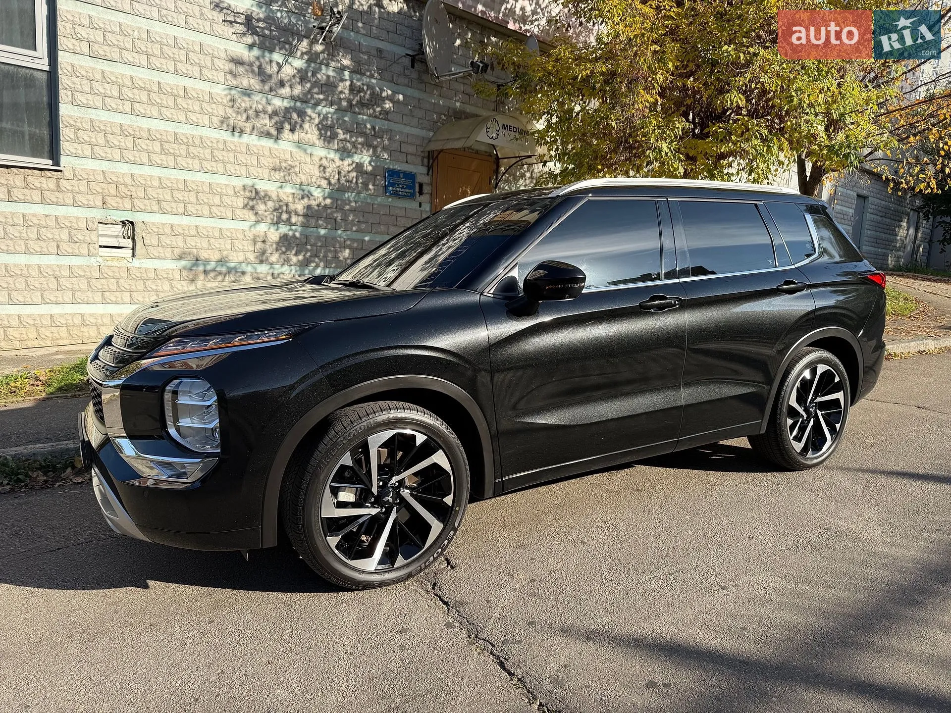 Mitsubishi Outlander, 2024
