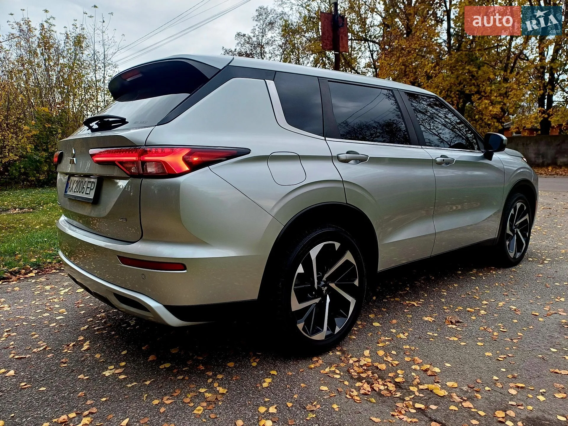 Mitsubishi Outlander, 2024