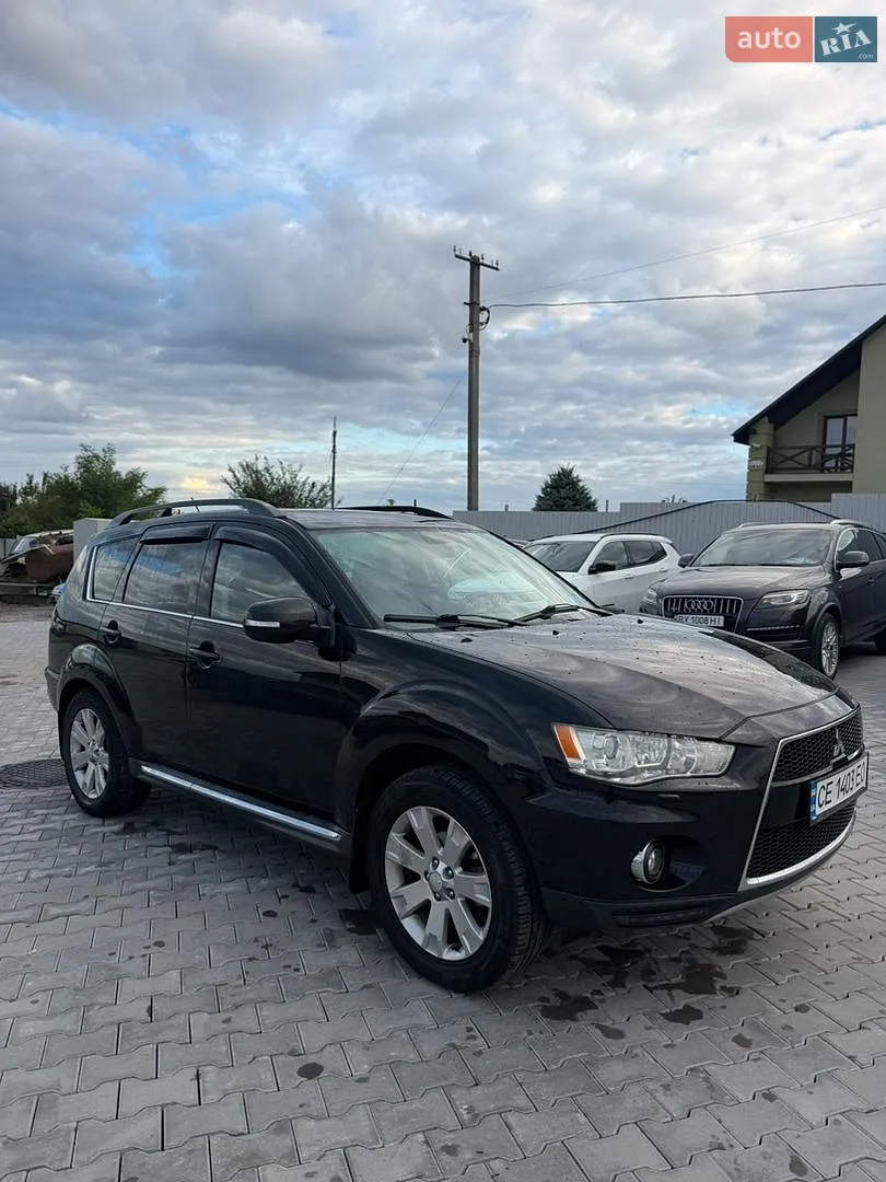 Mitsubishi Outlander, 2011