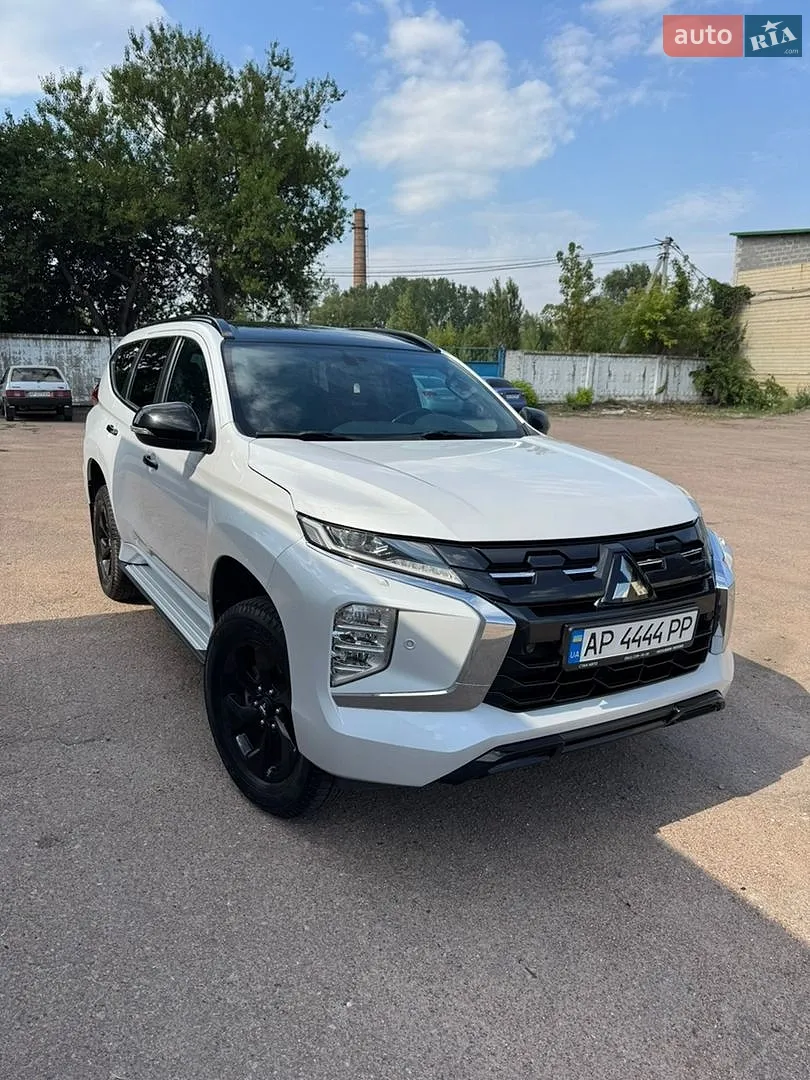 Mitsubishi Pajero Sport, 2024