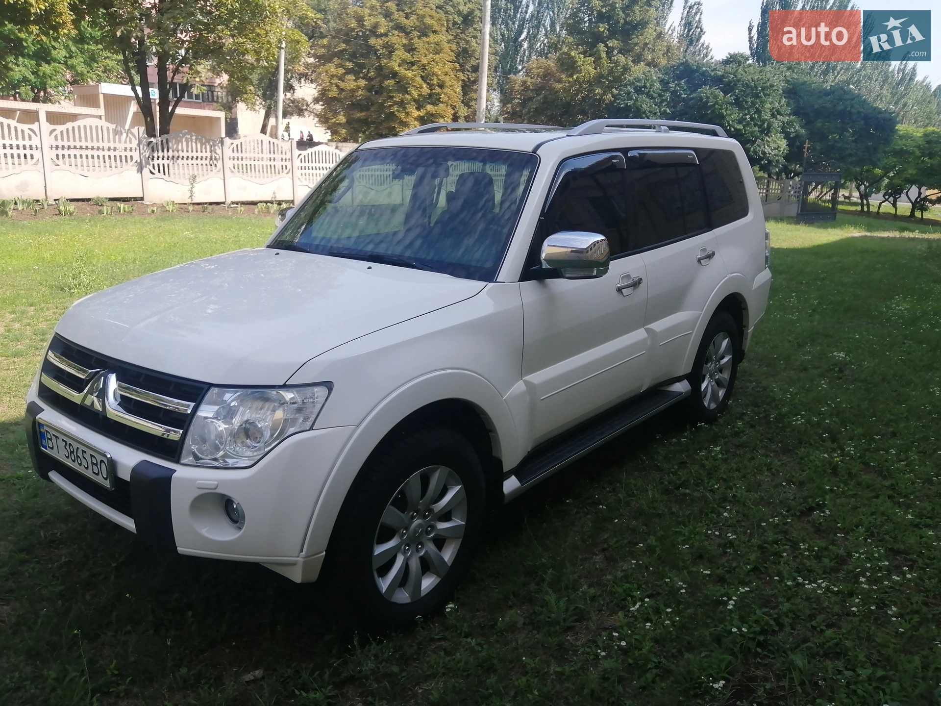 Mitsubishi Pajero Wagon, 2011