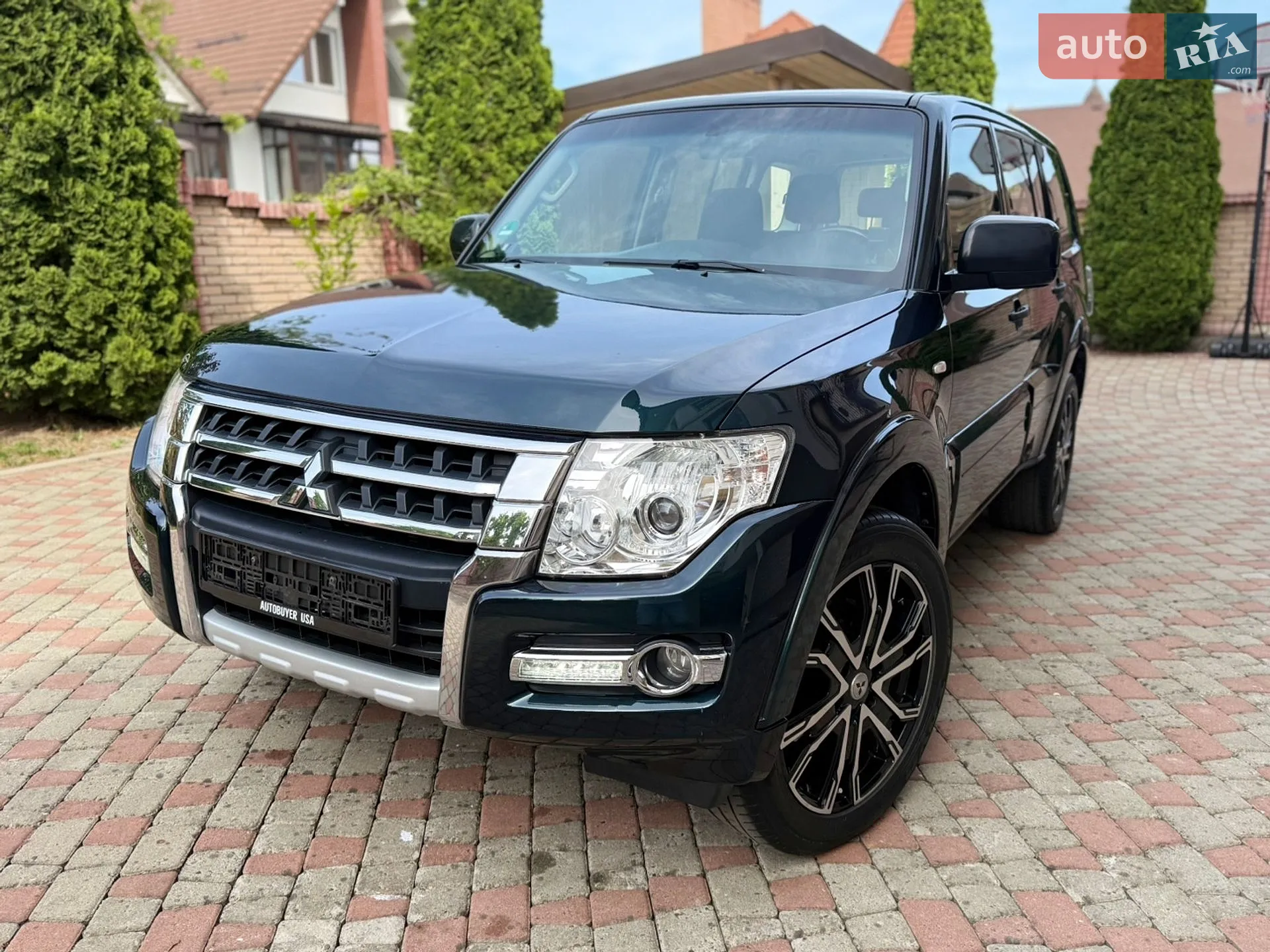 Mitsubishi Pajero Wagon, 2017