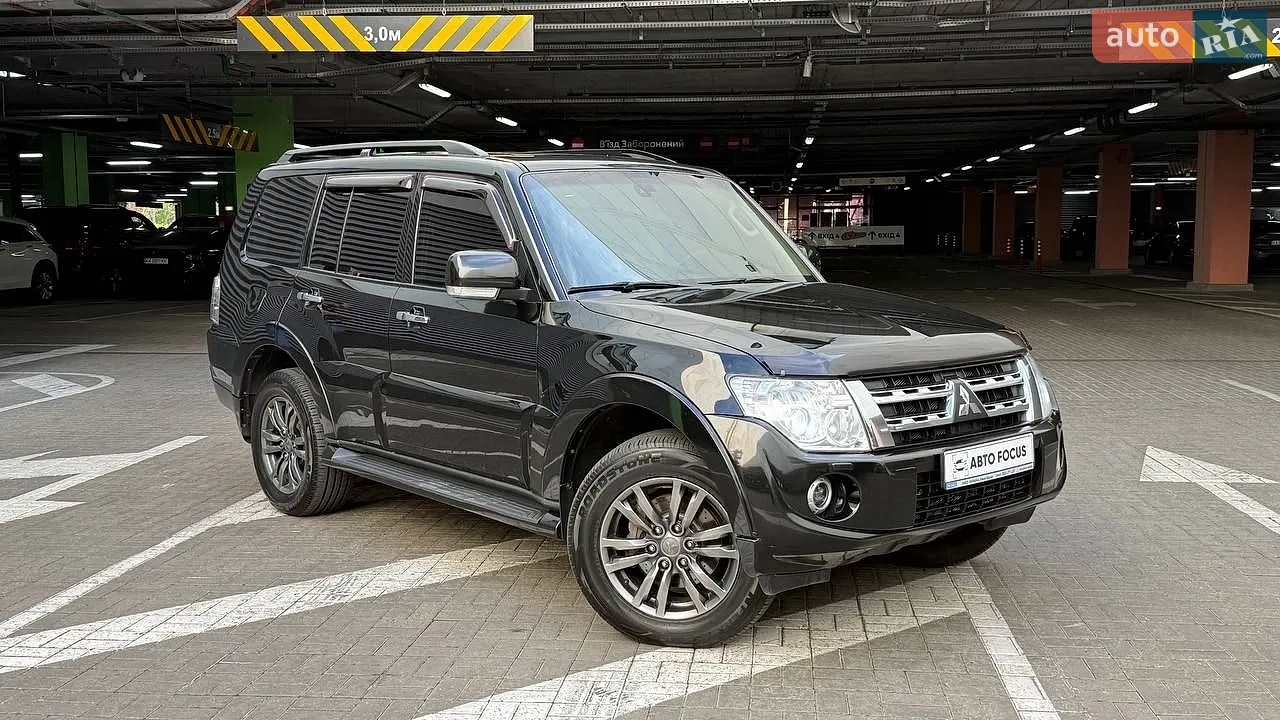 Mitsubishi Pajero Wagon, 2013