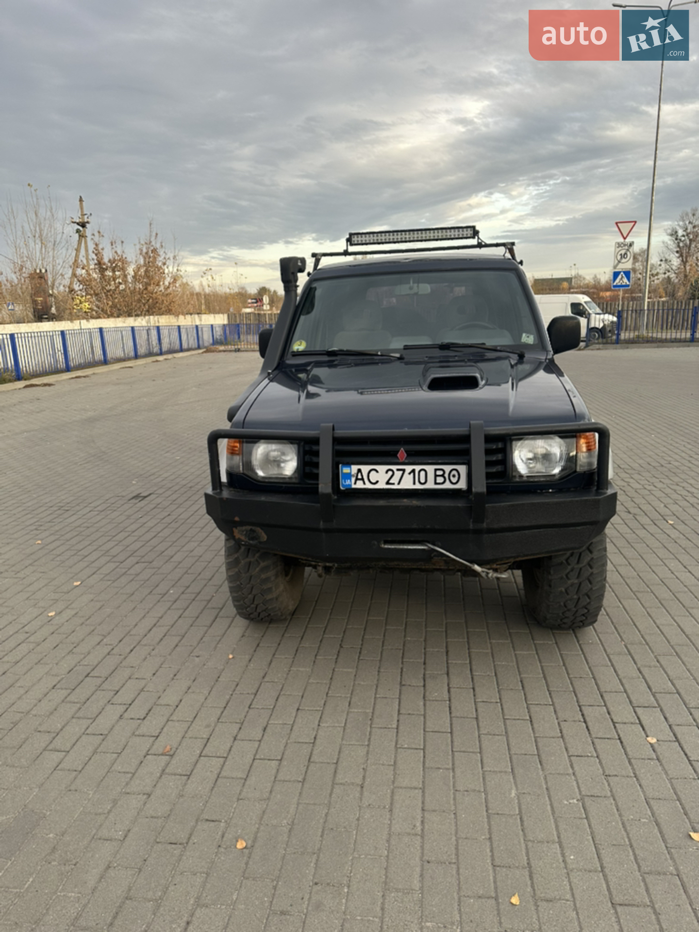 Mitsubishi Pajero, 1998