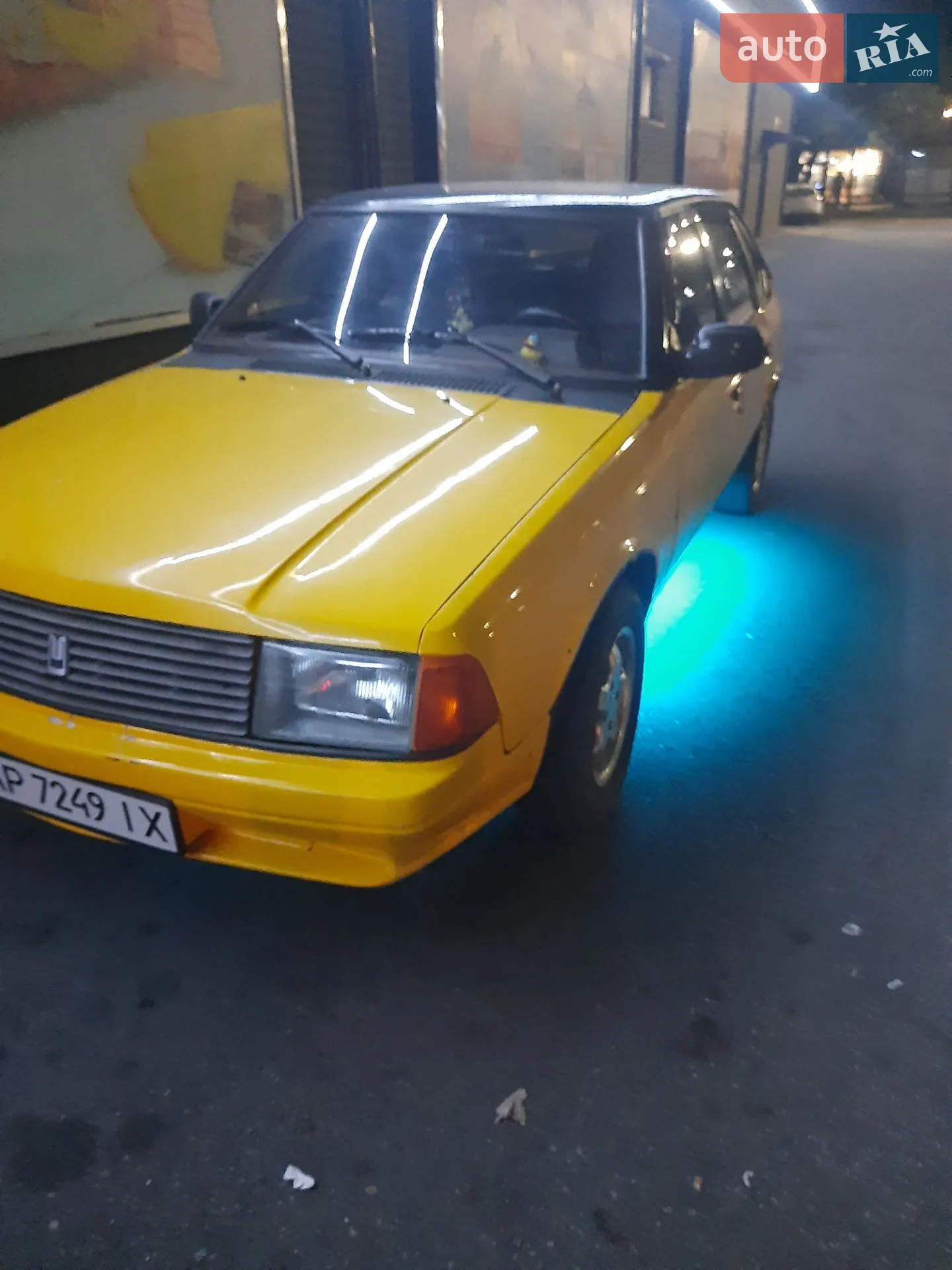 Москвич/АЗЛК 2141, 1990