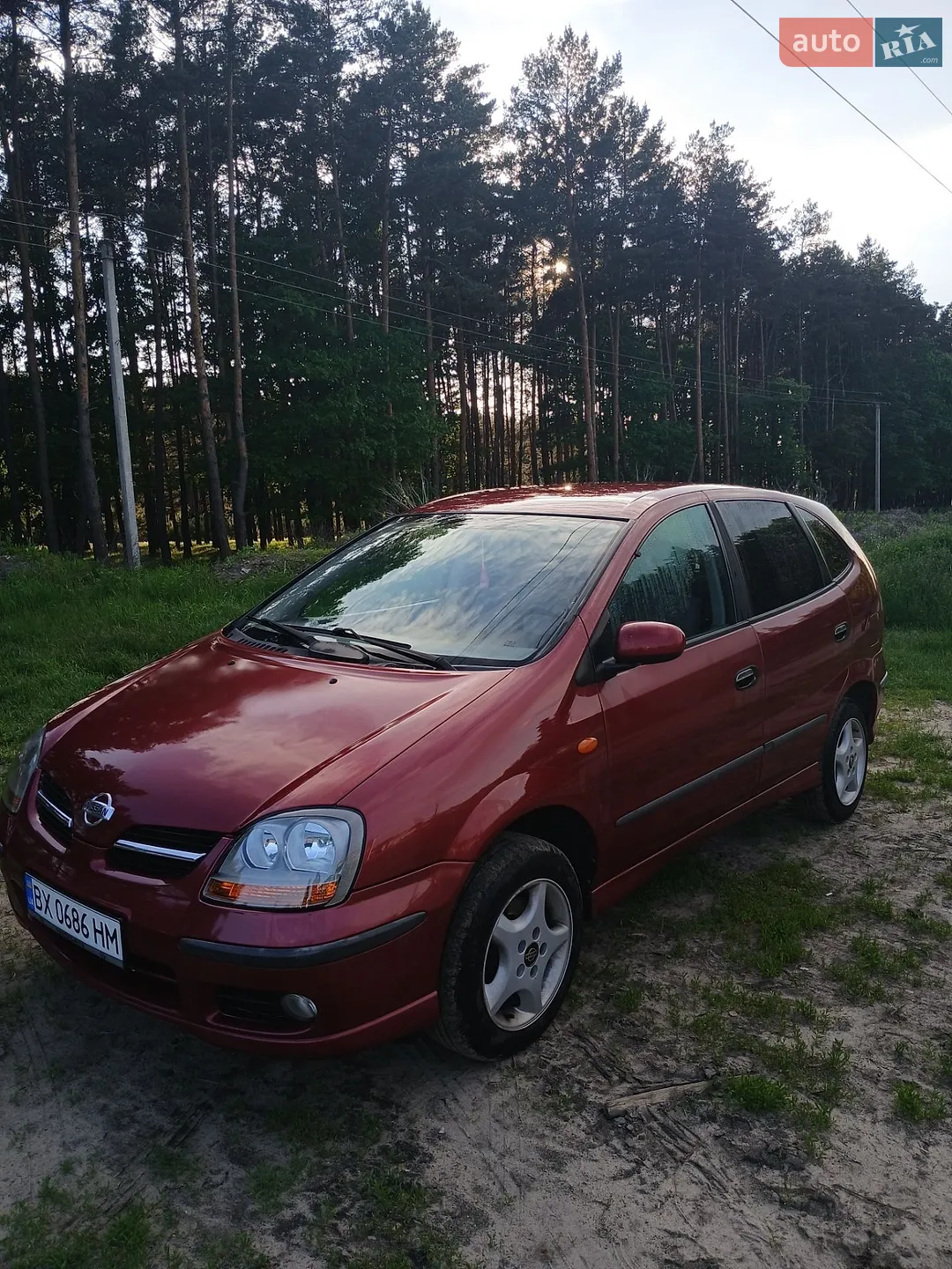 Nissan Almera Tino 2001 — 1