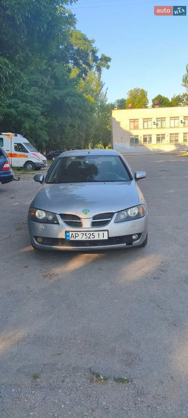 Nissan Almera, 2004