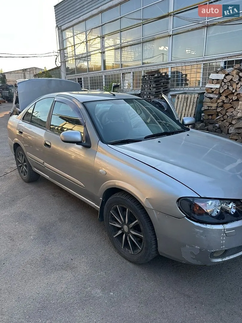 Nissan Almera, 2005