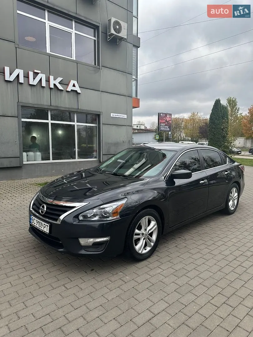 Nissan Altima, 2015