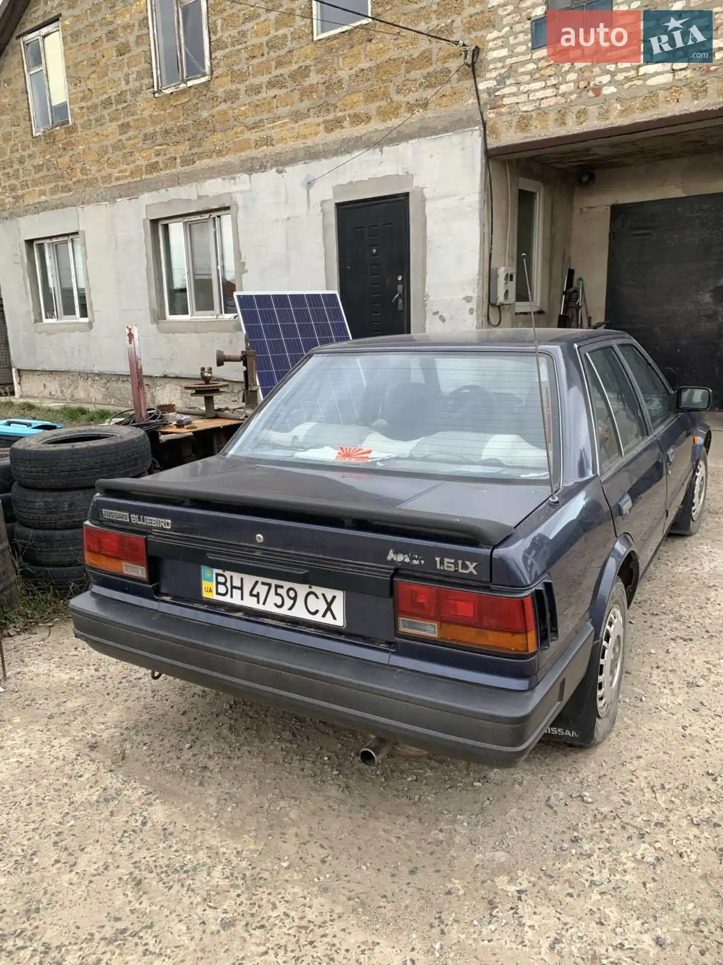 Nissan Bluebird, 1986