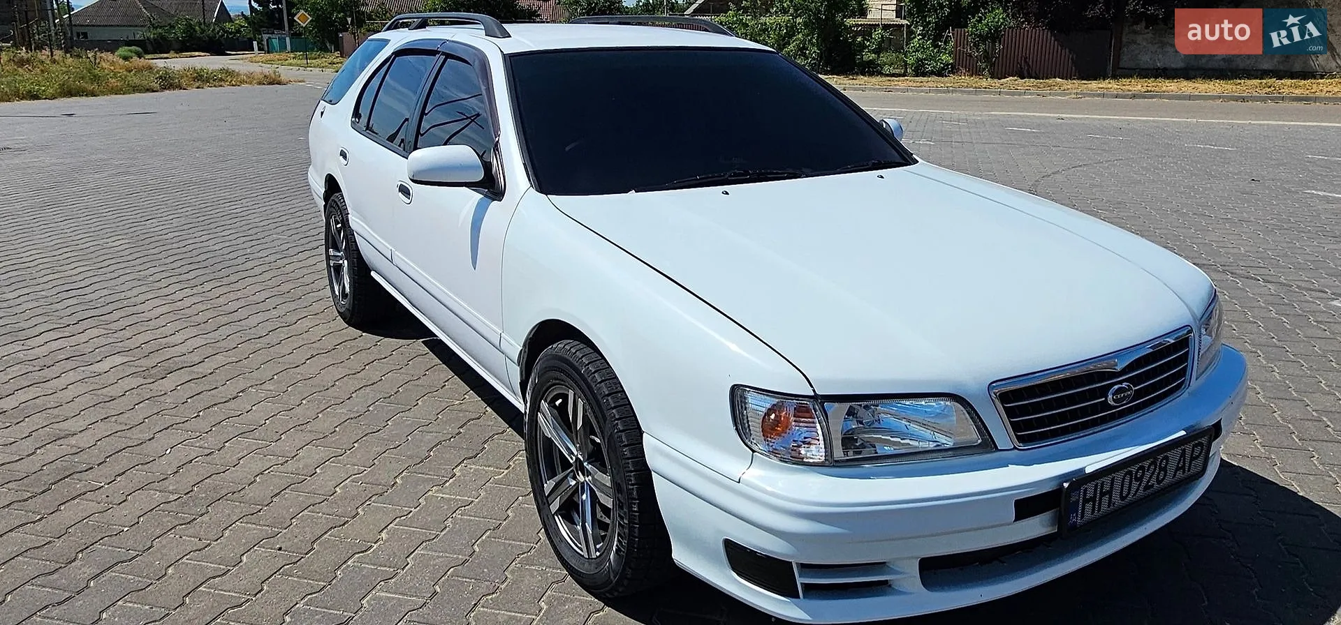 Nissan Cefiro, 1998