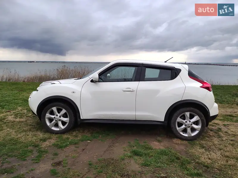 Nissan Juke, 2011
