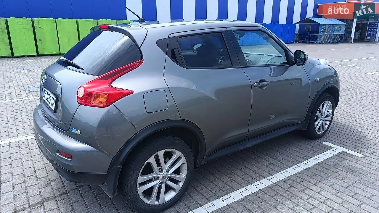 Nissan Juke, 2011