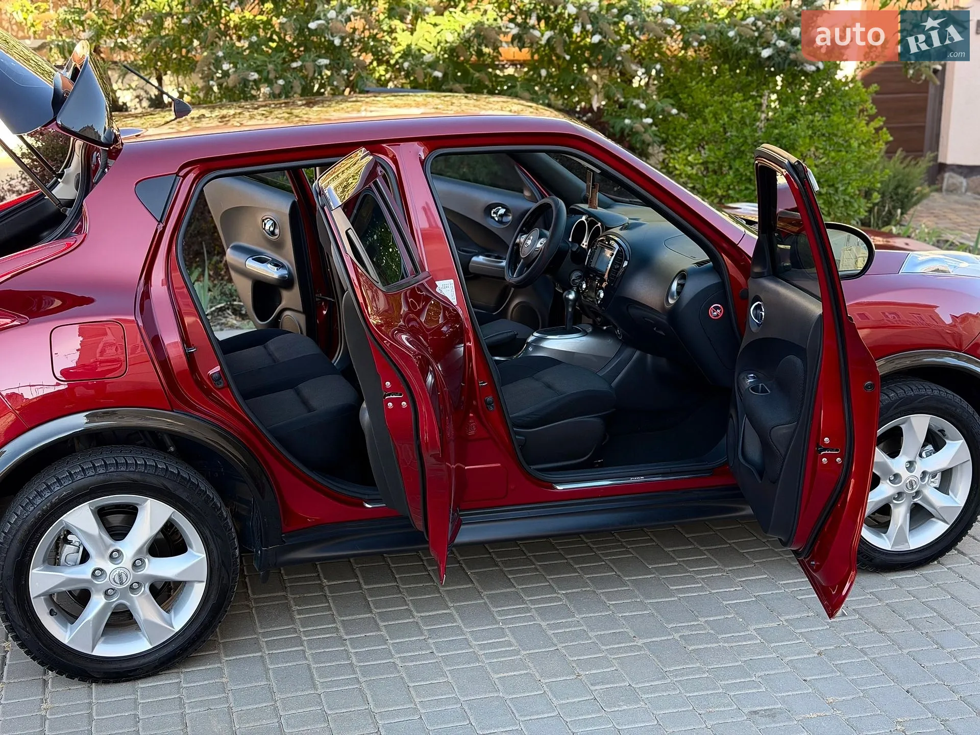 Nissan Juke, 2011