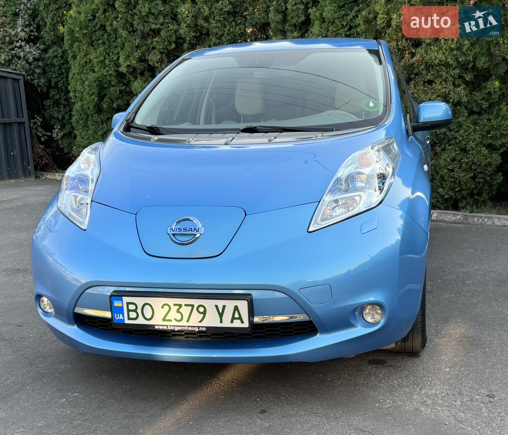 Nissan Leaf, 2011