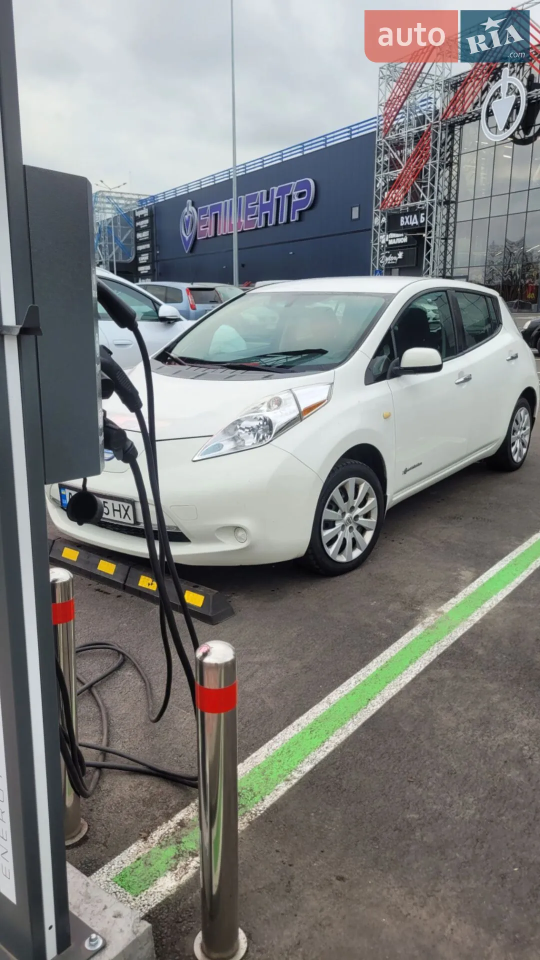 Nissan Leaf, 2015