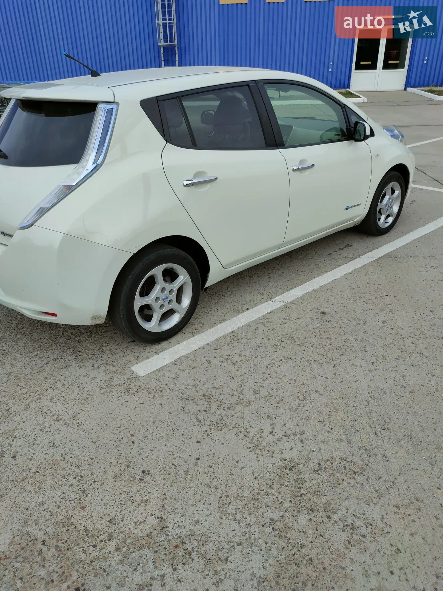 Nissan Leaf, 2012