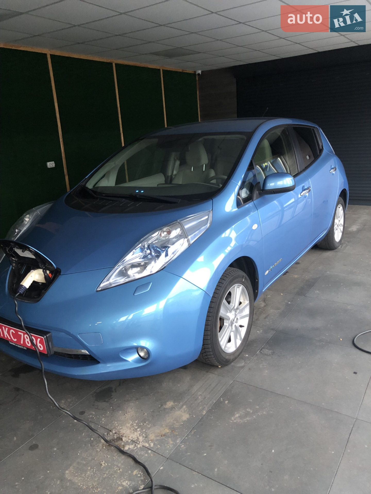 Nissan Leaf, 2012