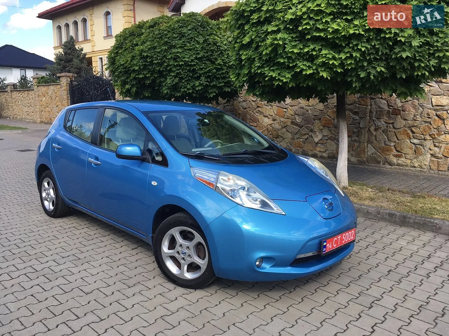 Nissan Leaf, 2012