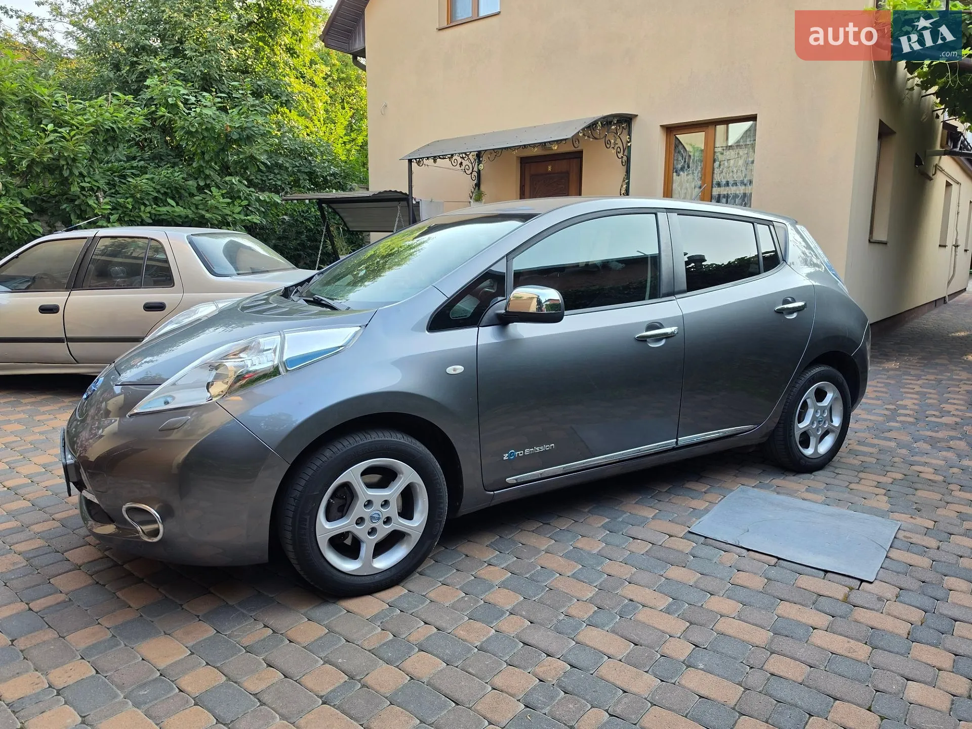 Nissan Leaf, 2015
