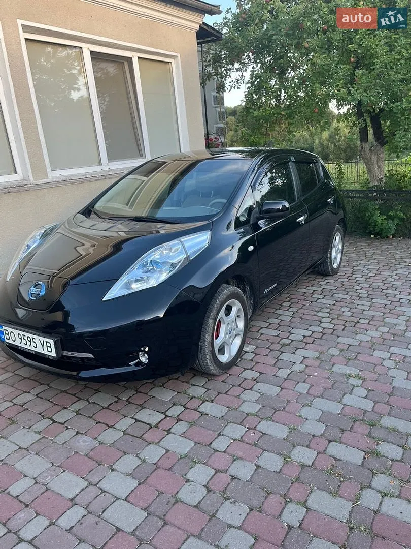 Nissan Leaf, 2012