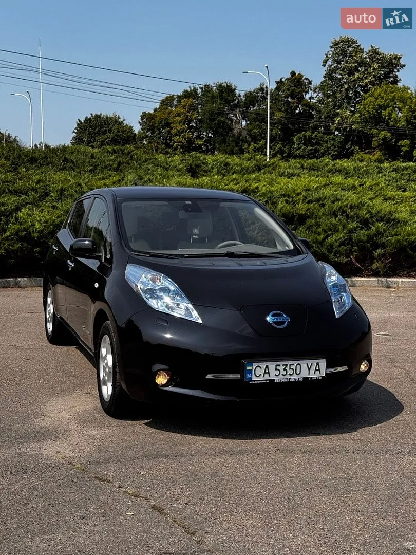 Nissan Leaf, 2012