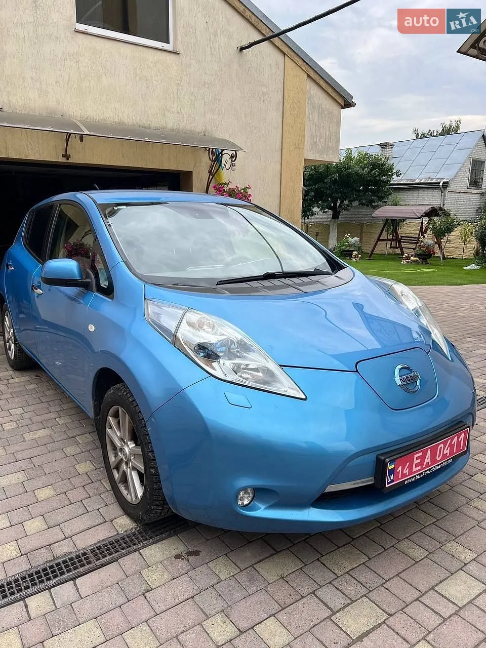 Nissan Leaf, 2012