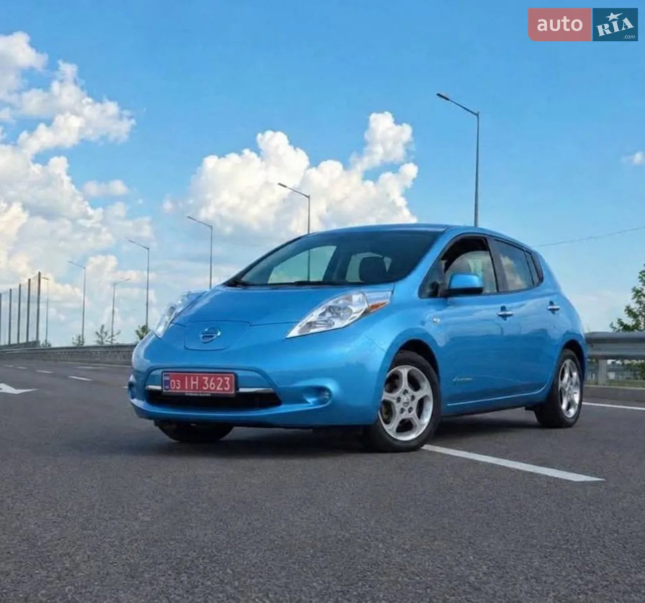 Nissan Leaf, 2012