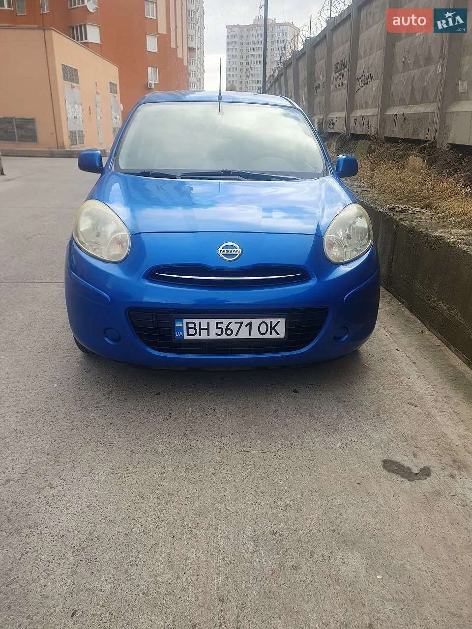 Nissan March, 2011