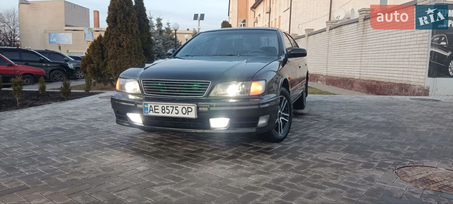 Nissan Maxima, 1998