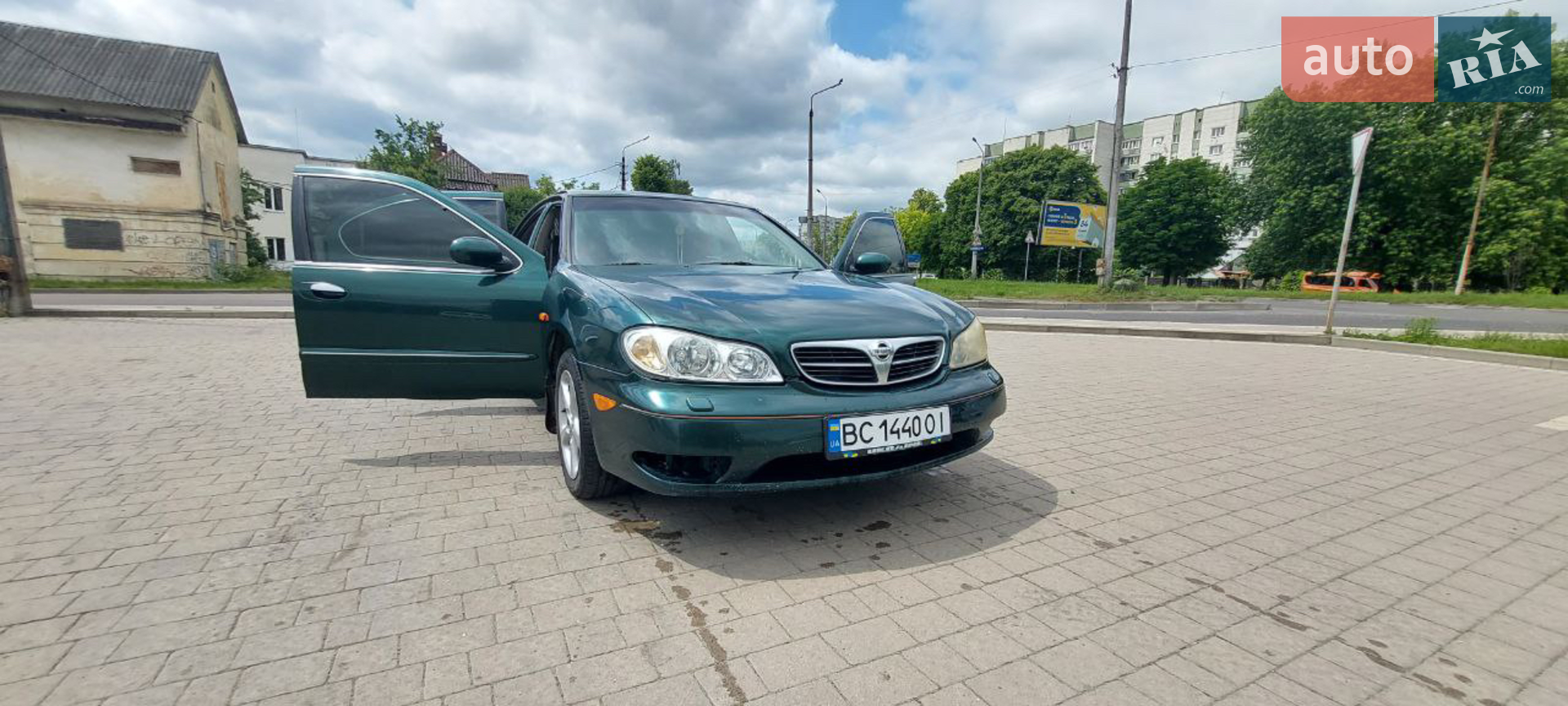 Nissan Maxima, 2001