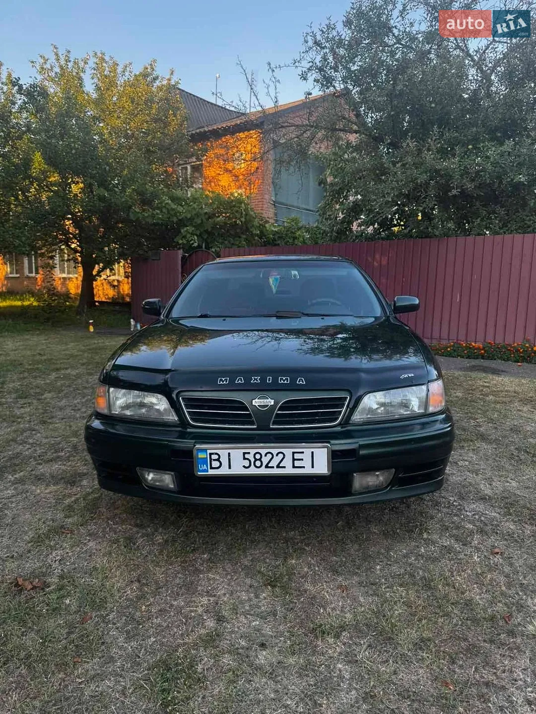 Nissan Maxima, 1998