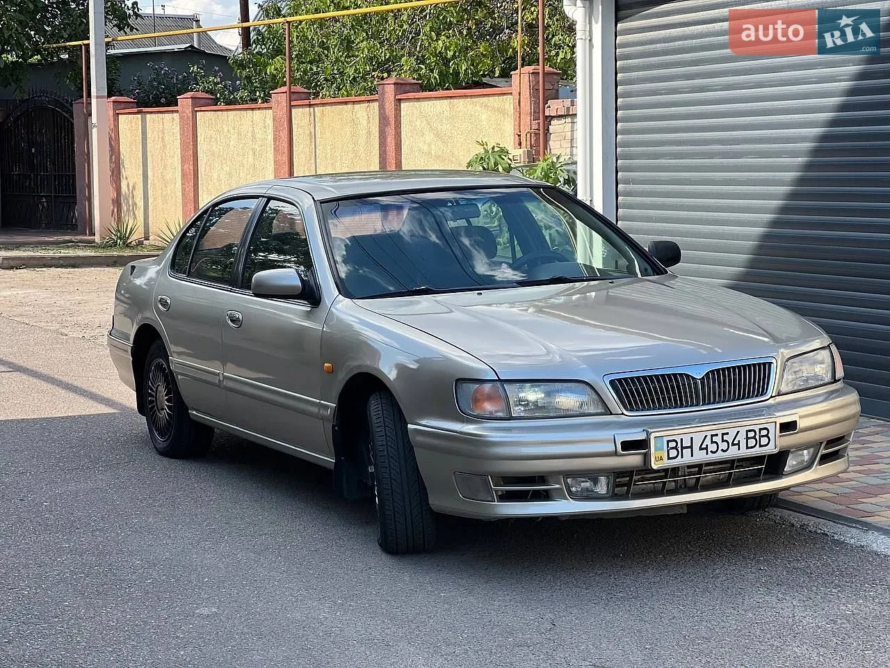 Nissan Maxima, 1997