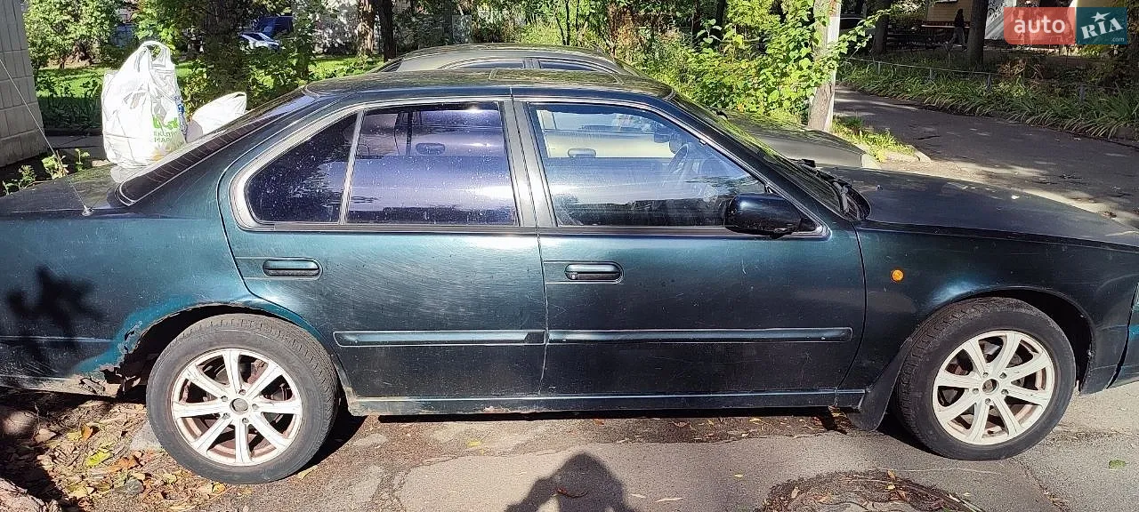 Nissan Maxima, 1992