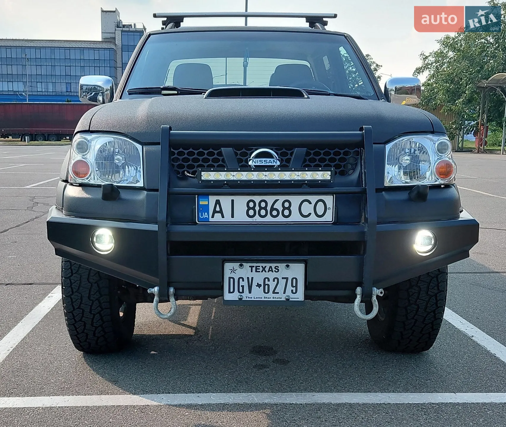 Nissan NP300, 2012